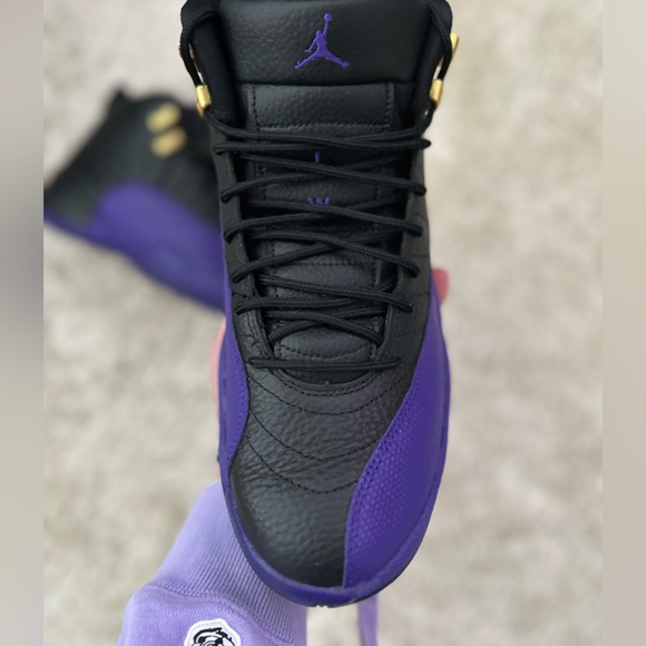 Air Jordan 12 Retro OG ‘Court Purple’ - Picture 7 of 10
